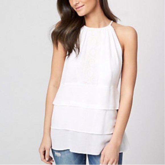 le chateau Tops - SALE 2/20 NWT Le Chateau crochet  gauze top